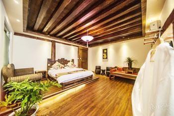 Nobles Living Castle Hotel Lijiang  Buitenkant foto