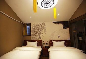 Nobles Living Castle Hotel Lijiang  Buitenkant foto